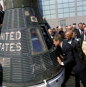 JFK and Friendship spacecraft