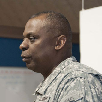 General Lloyd Austin in BDUs