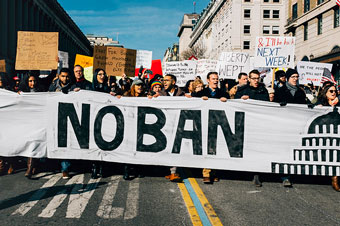 Travel ban protestors