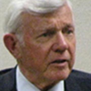 Image of Lt. Gen. Robert G. Gard