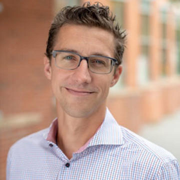 Tim Recuber headshot
