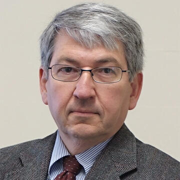 Bob Strong headshot